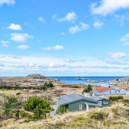 Beautiful In With House Sea View *