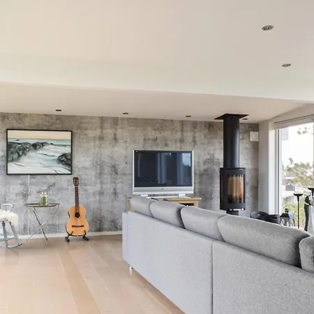 Beautiful In With House Sea View * Sirevag