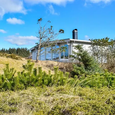 Beautiful In With House Sea View