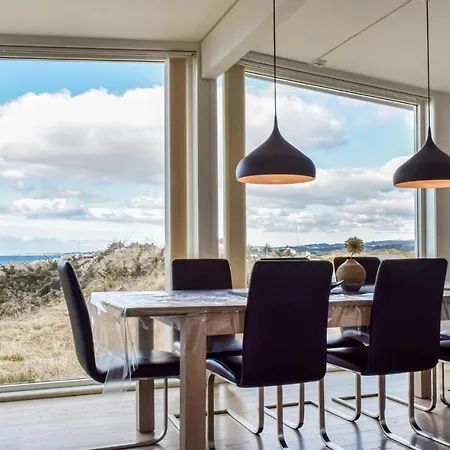 3 Bedroom Lovely In Ferienhaus