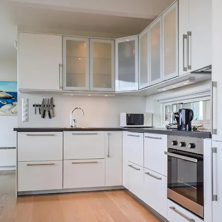 Beautiful In With House Sea View Holiday home Sirevag