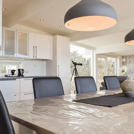 Beautiful In With House Sea View